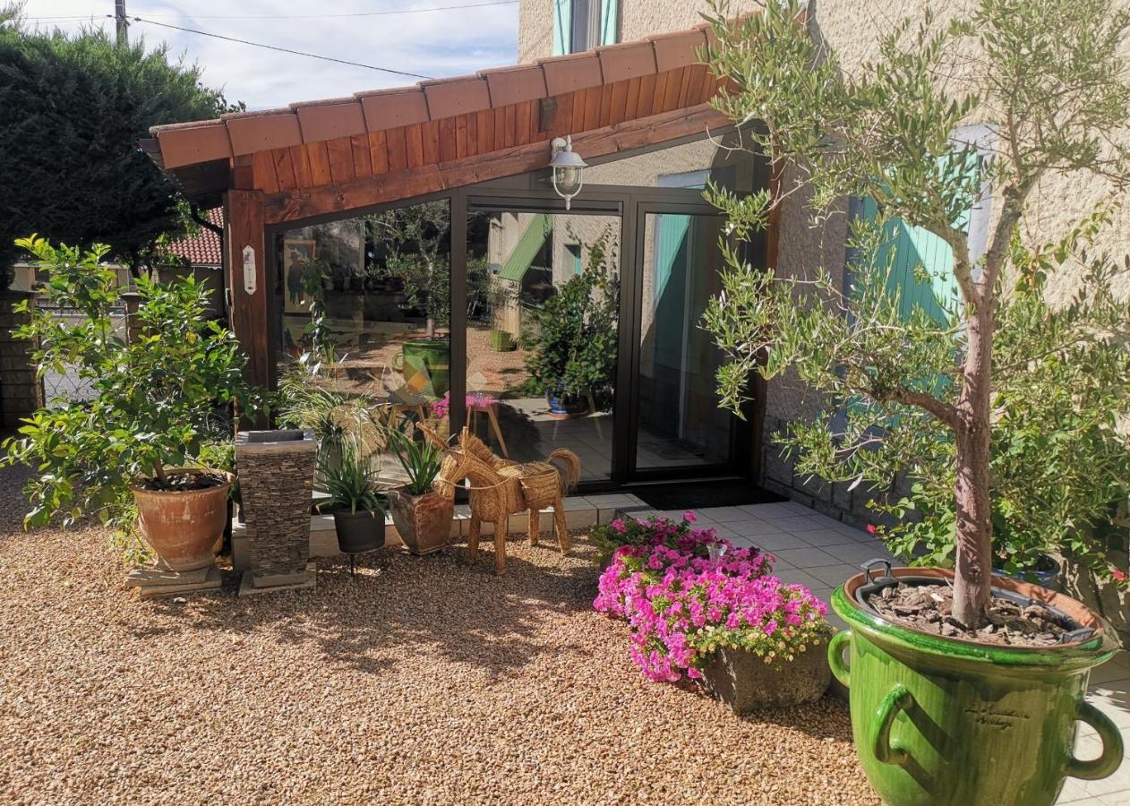 Bed and Breakfast La Ferme De Capucine Culhat Esterno foto